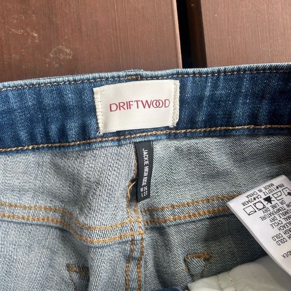 DRIFTWOOD Jackie High Rise Jeans with Floral Embroidery Size 26x27 - Picture 3 of 4